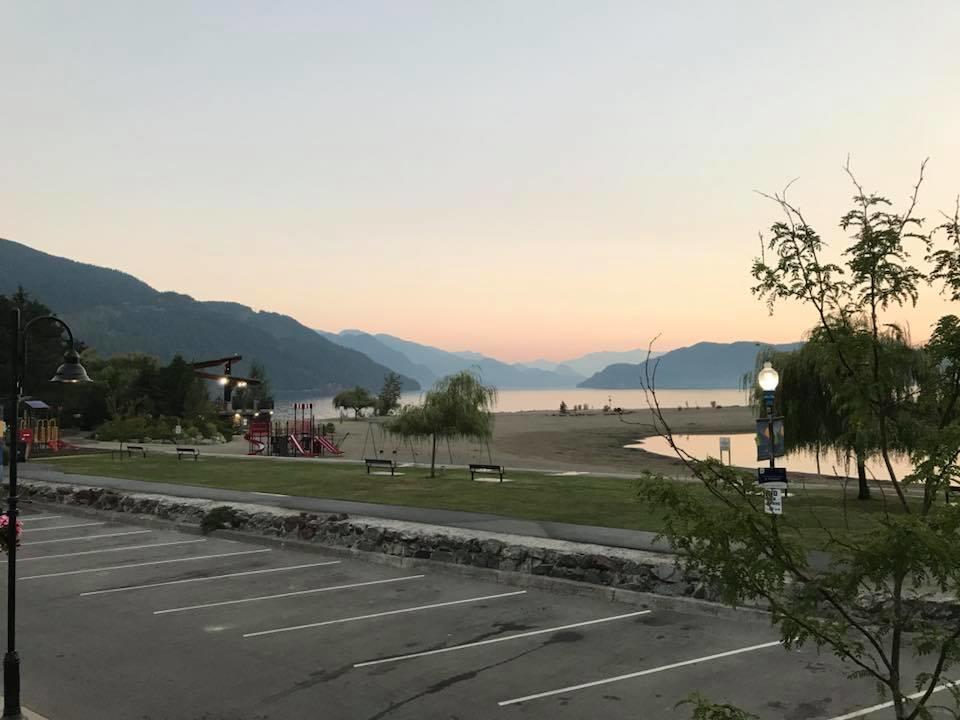 Spring Villa Hotel Harrison Hot Springs Exterior foto
